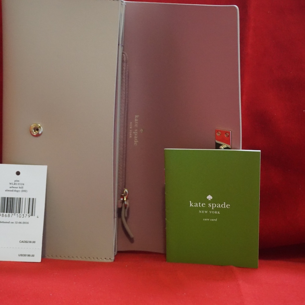 Kate Spade - Picture 6 of 6